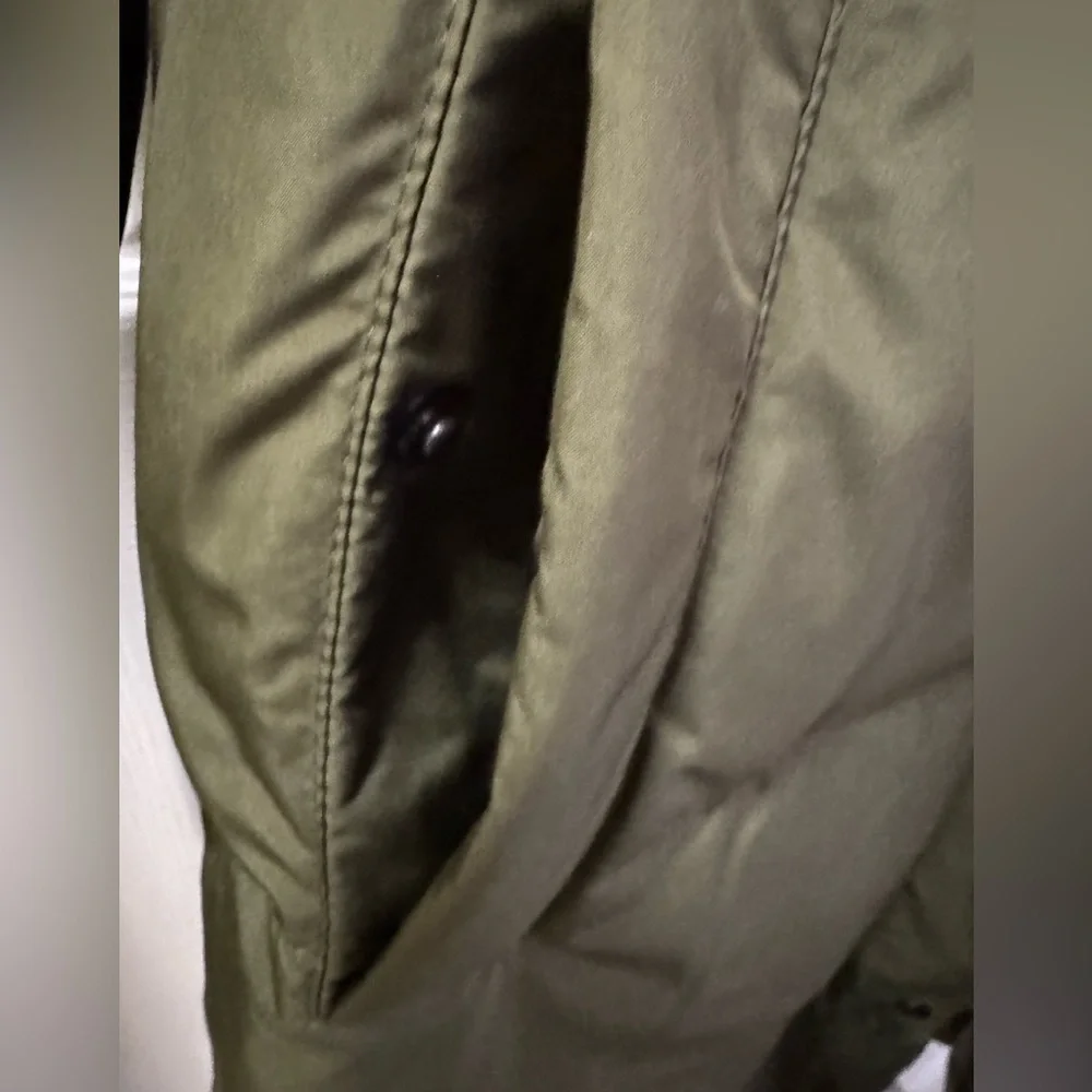 Lauren Ralph Lauren Pillow Hood
Longline Down & Feather Jacket Small - Picture 11 of 13